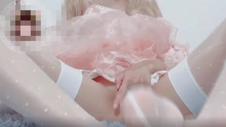 仙仙桃-粉色公主裙1v